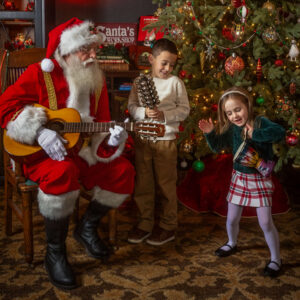 Christmas Photography Props: Planning Your Holiday Studio Layout for Festive Sessions